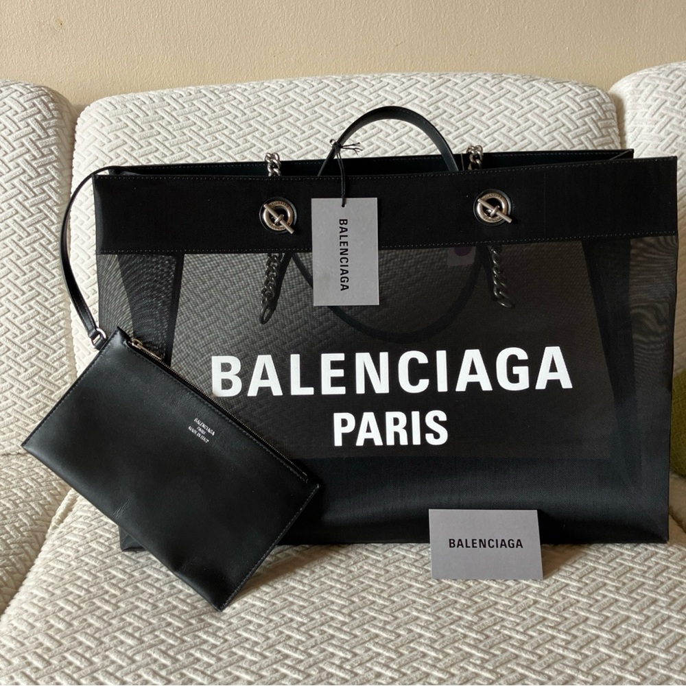 New Balenciaga Large Black Duty Free Tote Bag Chic and Spacious